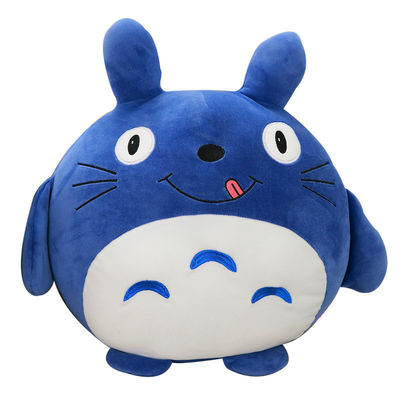 ISO9001 in te ademen pp-Katoen dat Totoro-Pluchehoofdkussen vult